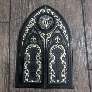 Kat Von D saint sinner pallet